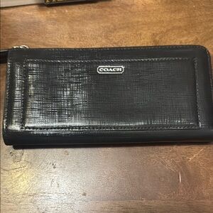 Coach Textured Black Leather Clutch amazing condition 7 3/4” x 4”